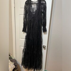 Gloria Black Lace Maxi Dress